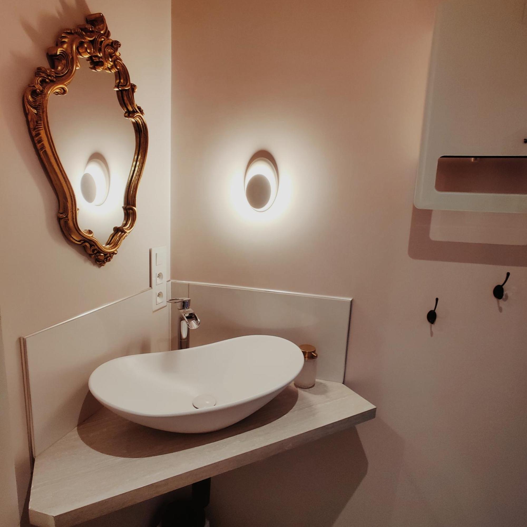 Hotel Au Coin Du Chemin Chambéry Zimmer foto
